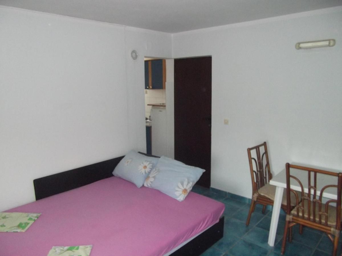 Апартаменты Apartments Jovan Сутоморе-14